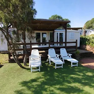 Camping Mobil 6/8 Places Vue Degagee, Le Muy