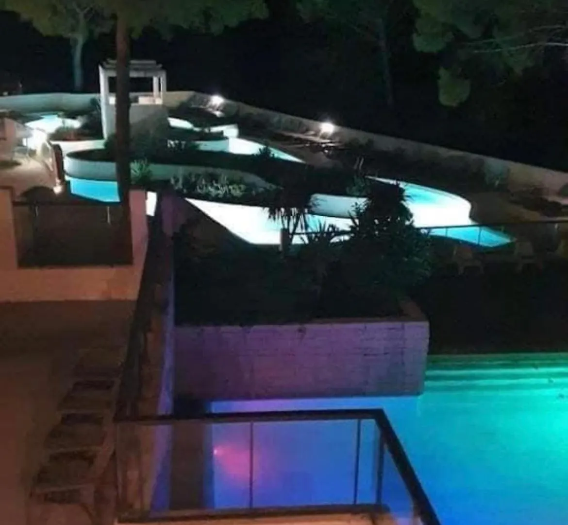 Campsite Chez Dom Et Sylvie Hotel Le Muy France